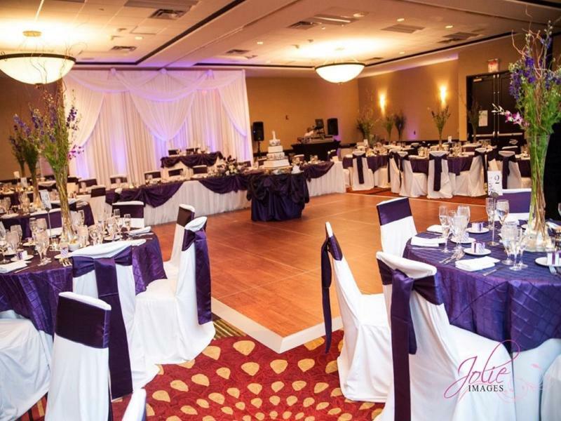 Holiday Inn Hotel & Suites Chicago Northwest - Elgin By Ihg Экстерьер фото